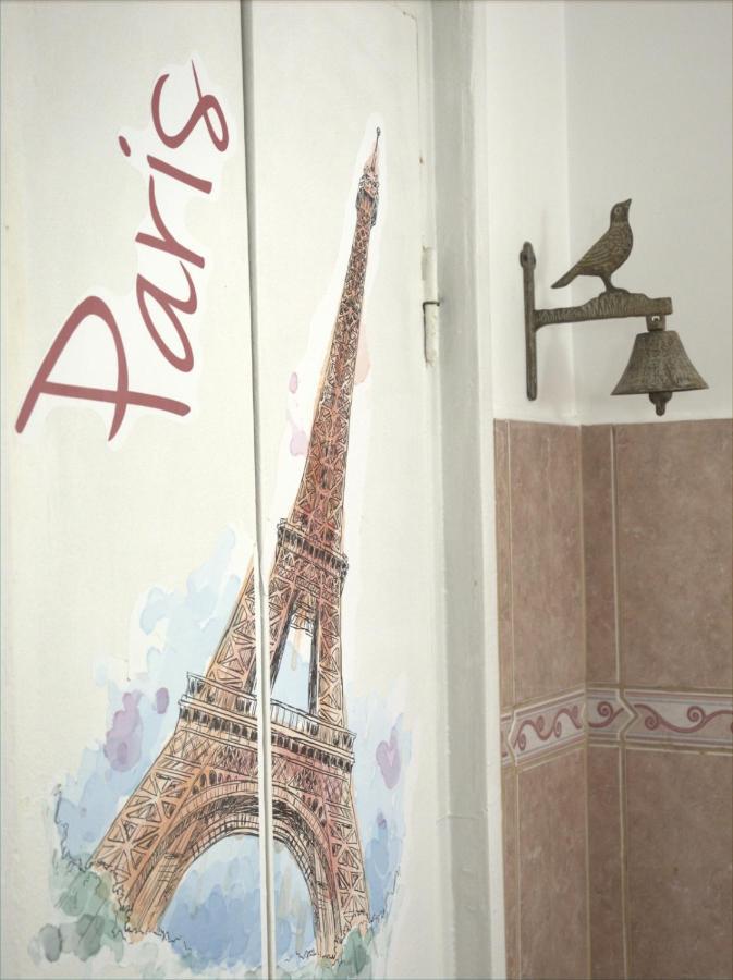 Anna Studio Brasov Luaran gambar